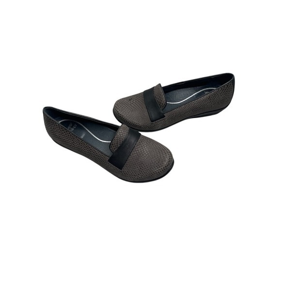 DANSKO OKSANA MARSEILLE Gray Snakeskin Nubuck Leather‎ Loafer Sz 40/US 9.5/10